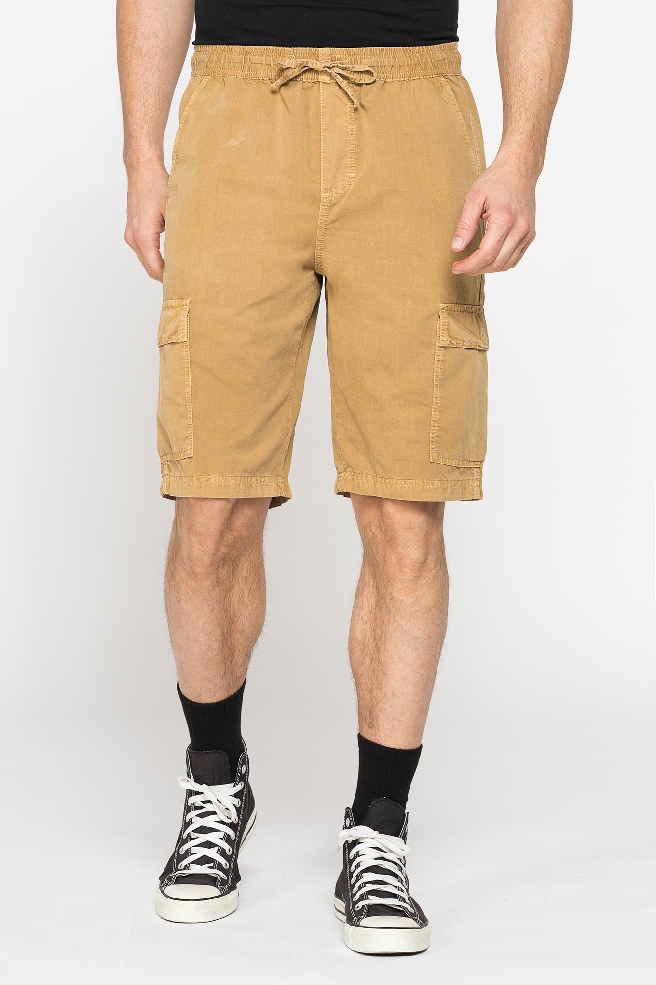 BERMUDA CON TASCONI IN GABARDINA LEGGERA 7 oz. - immagine 1