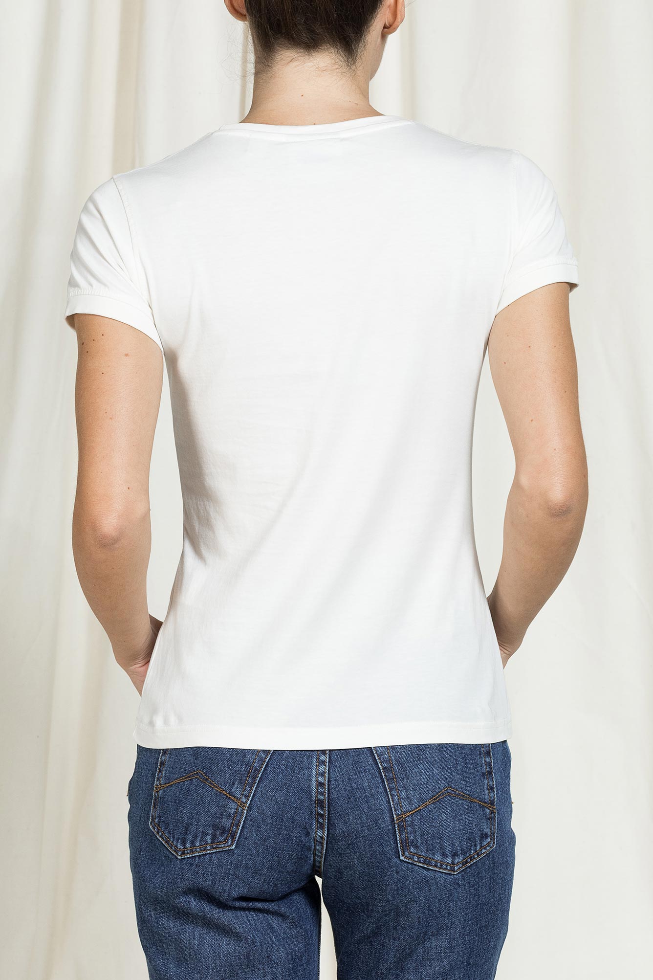 8520369RY08_3.jpg